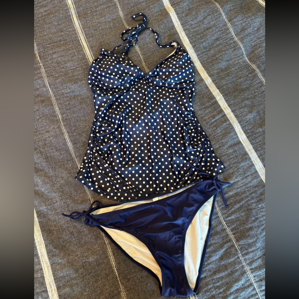 Maternity swimsuit — medium